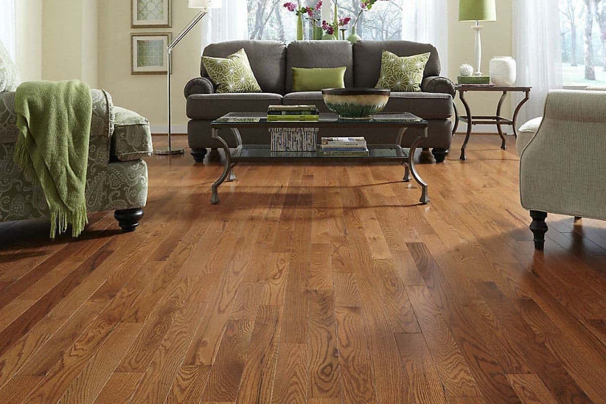 Salon plancher bois franc